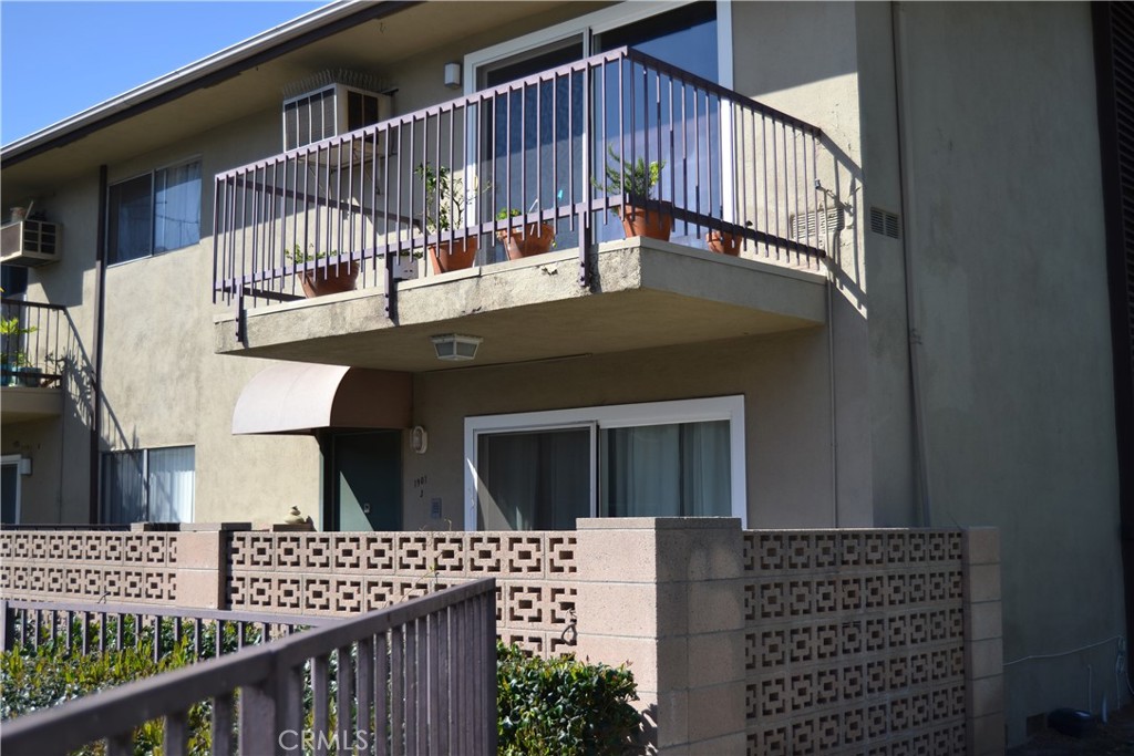 1901 W Greenleaf Avenue J, Anaheim CA 92801 - photo 1