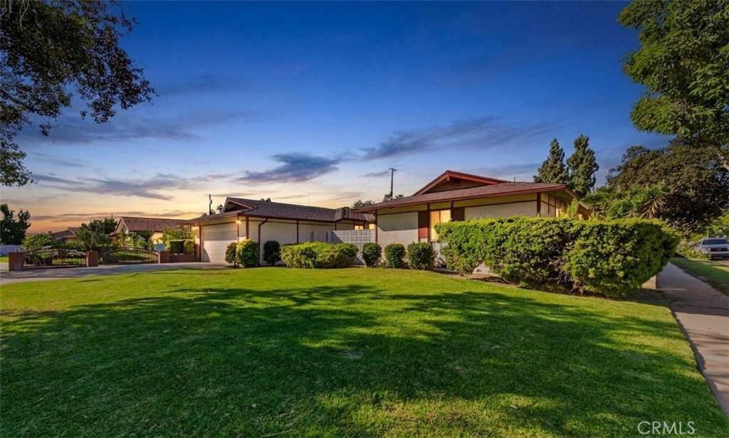 1903 W Chanticleer Road, Anaheim CA 92804 - photo 2