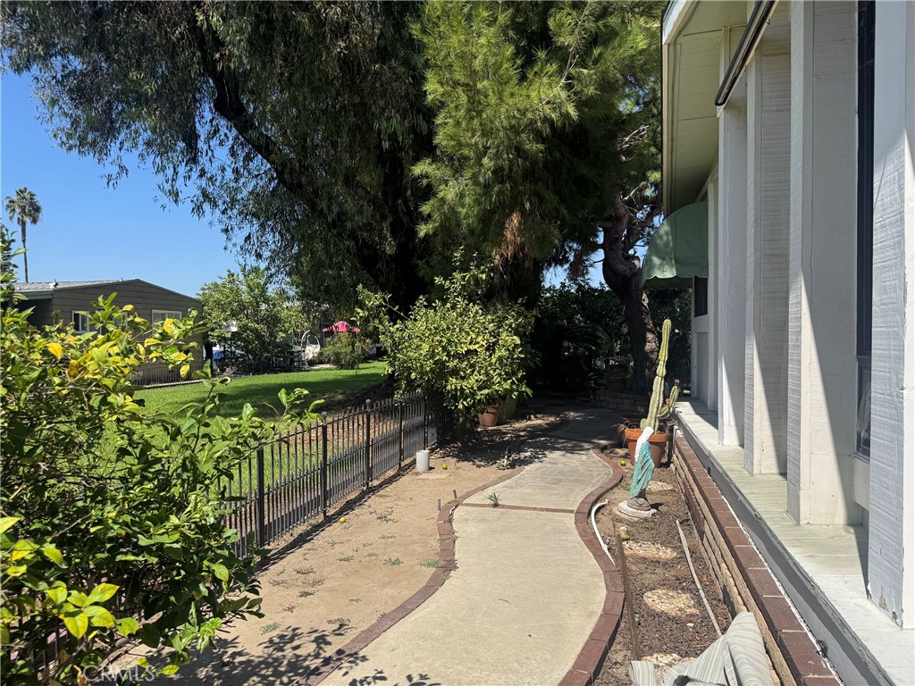 1919 Coronet Avenue 218, Anaheim CA 92801 - photo 30