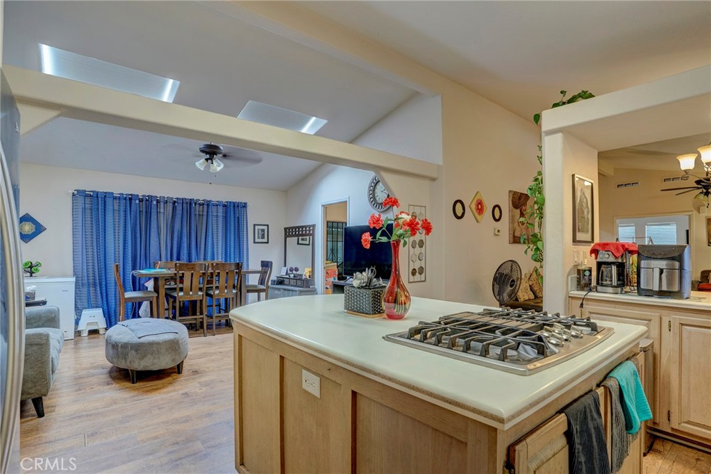 1919 W Coronet 132, Anaheim CA 92801 - photo 18