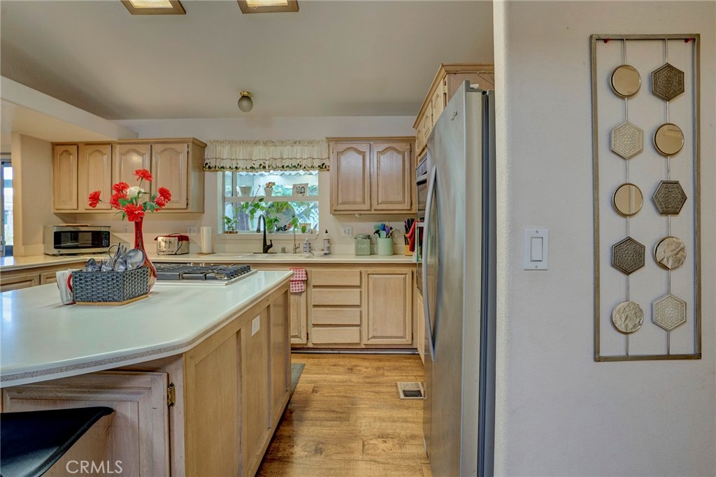 1919 W Coronet 132, Anaheim CA 92801 - photo 23