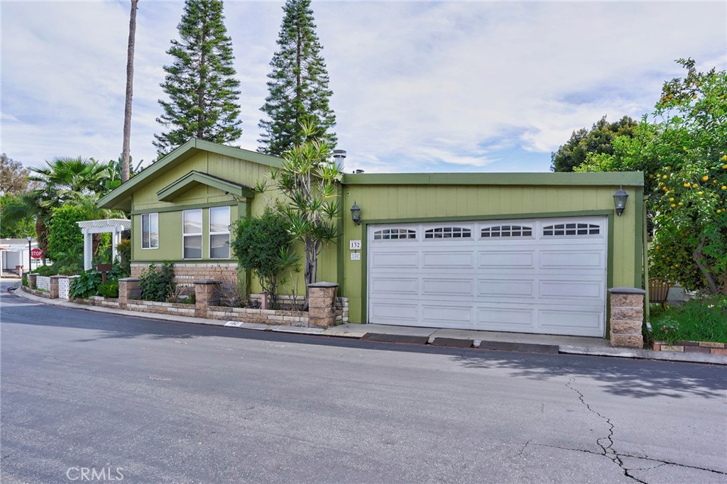 1919 W Coronet 132, Anaheim CA 92801 - photo 44