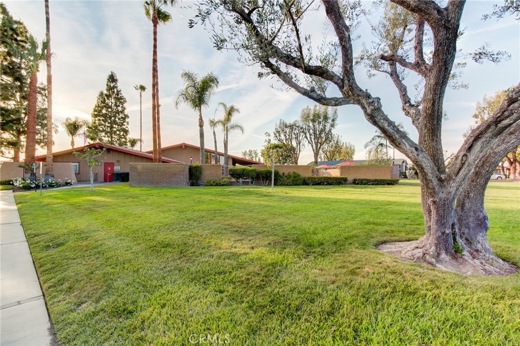1919 W Coronet 132, Anaheim CA 92801 - photo 55
