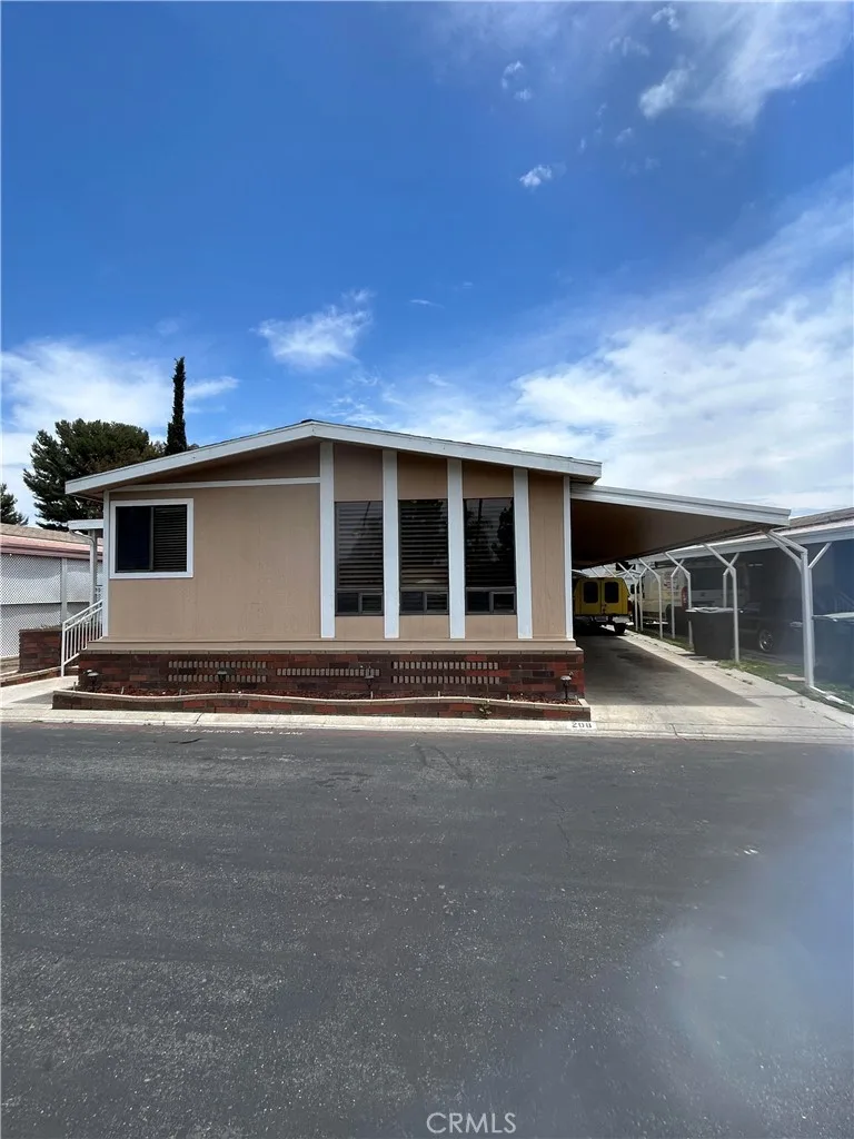 1919 W Coronet Avenue W 208, Anaheim, CA 92801