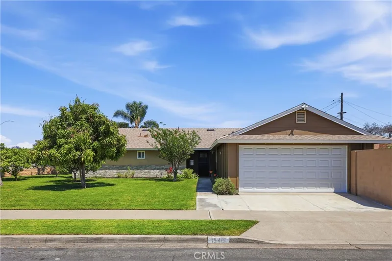 1946 W Broadway, Anaheim