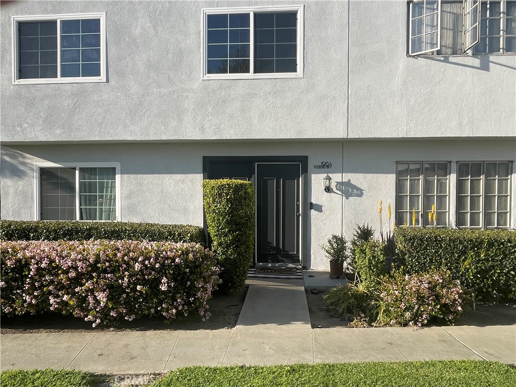 1964 W Glenoaks D, Anaheim CA 92801 - photo 1