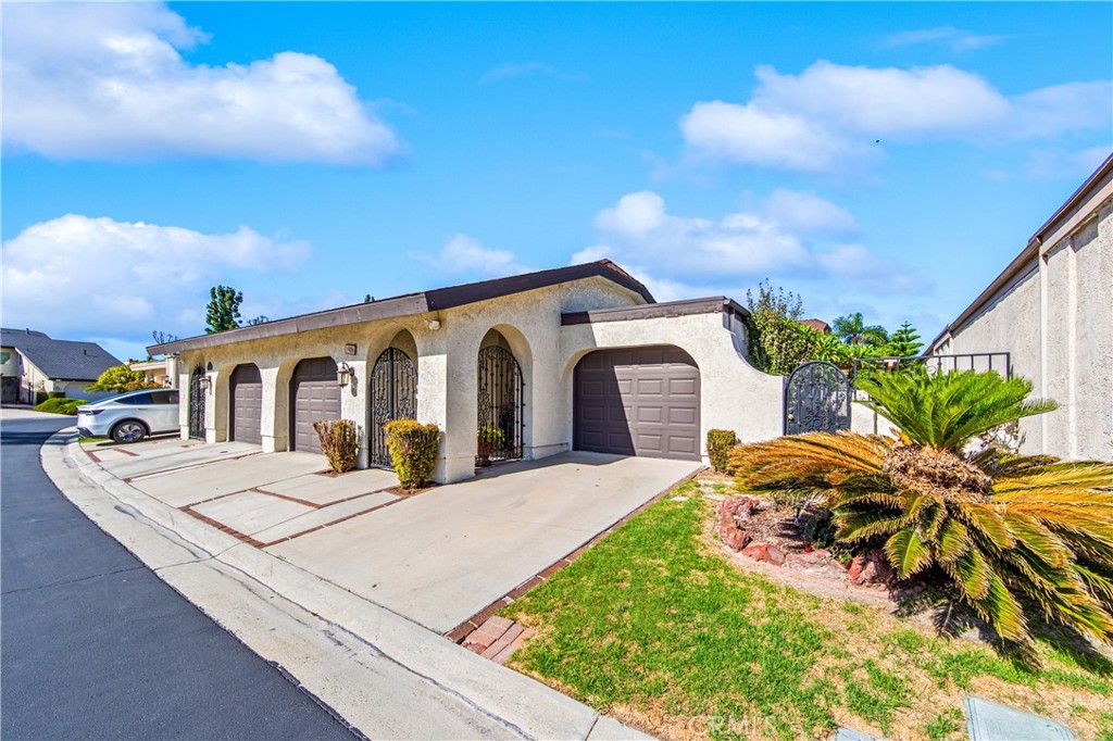 1986 W Bayshore, Anaheim CA 92801 - photo 2
