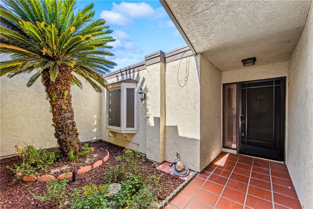 1986 W Bayshore, Anaheim CA 92801 - photo 5