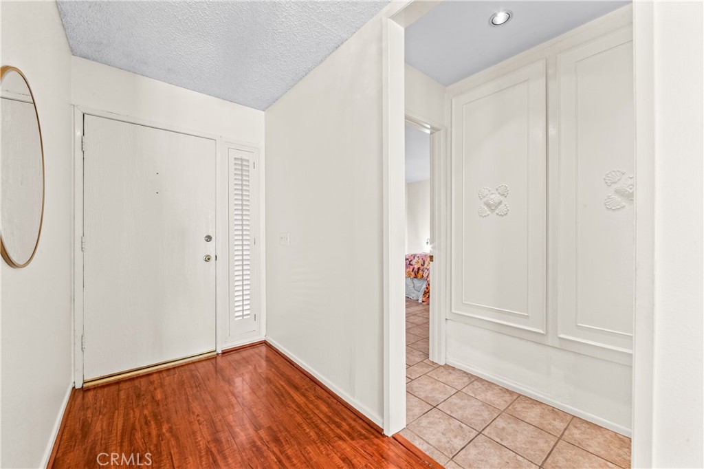 1986 W Bayshore, Anaheim CA 92801 - photo 7