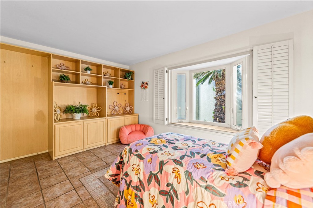 1986 W Bayshore, Anaheim CA 92801 - photo 41