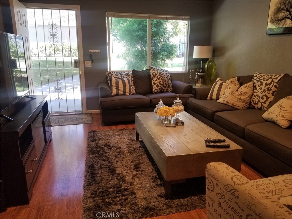 Living Room - 201 N Tustin Avenue B, Anaheim CA 92807 - photo 1