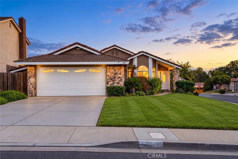 201 S Brookside Court, Anaheim