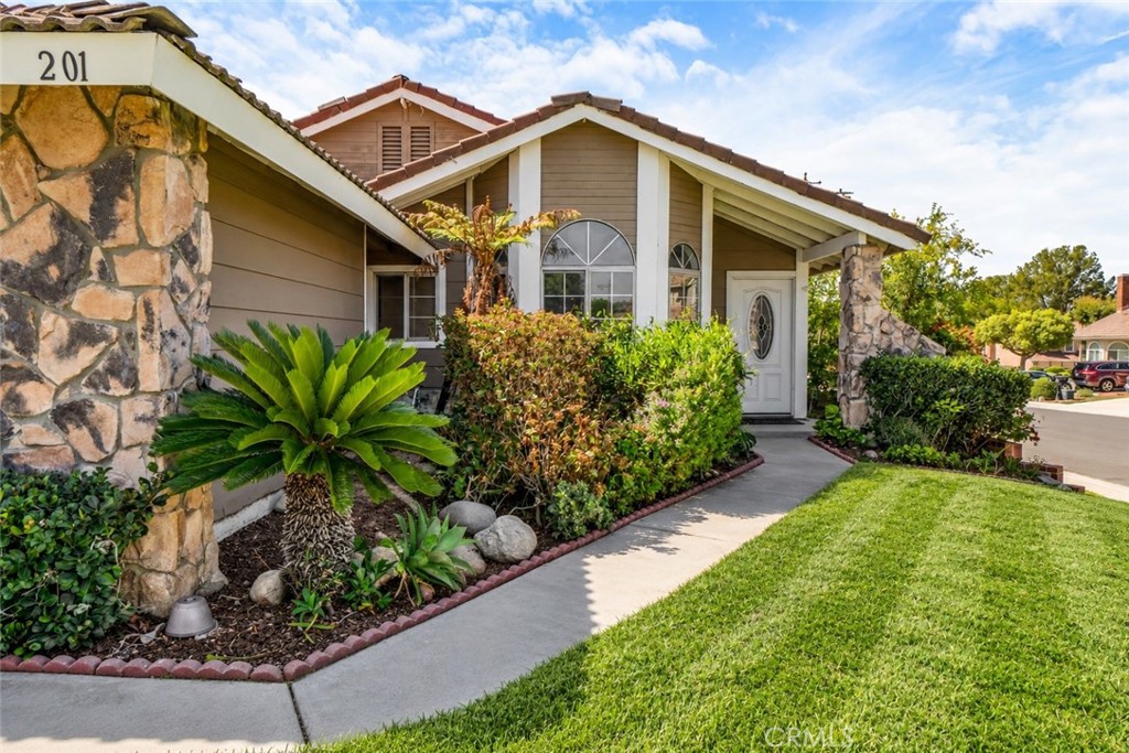 201 S Brookside Court, Anaheim CA 92808 - photo 2