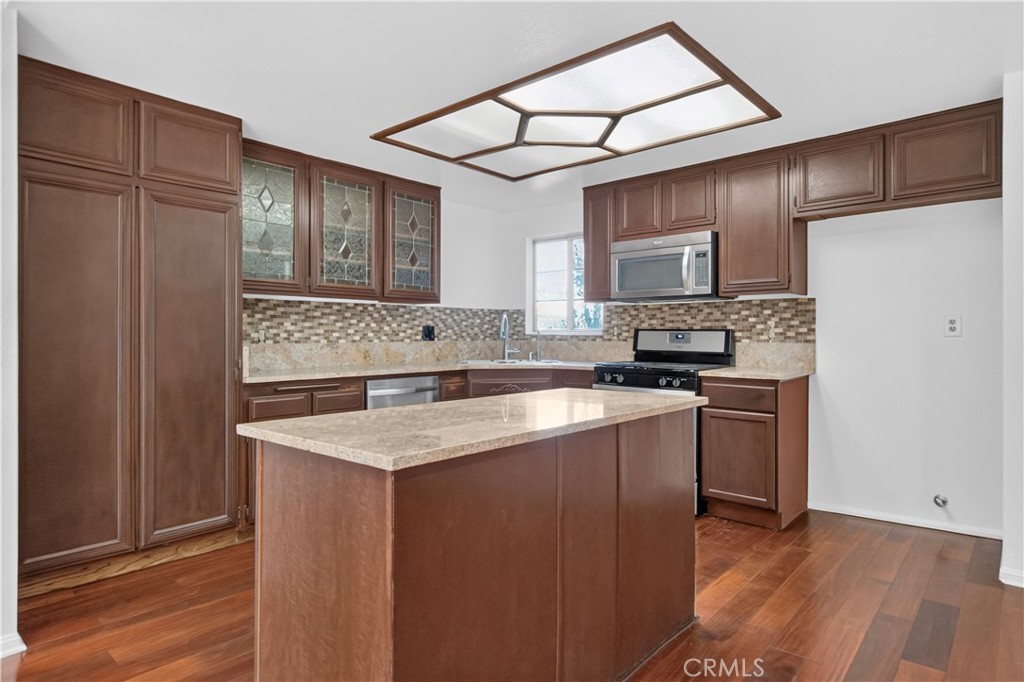 201 S Brookside Court, Anaheim CA 92808 - photo 8