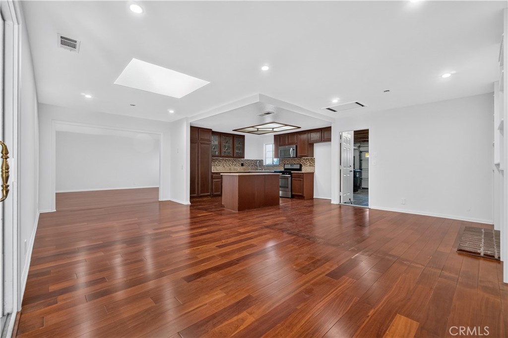 201 S Brookside Court, Anaheim CA 92808 - photo 10