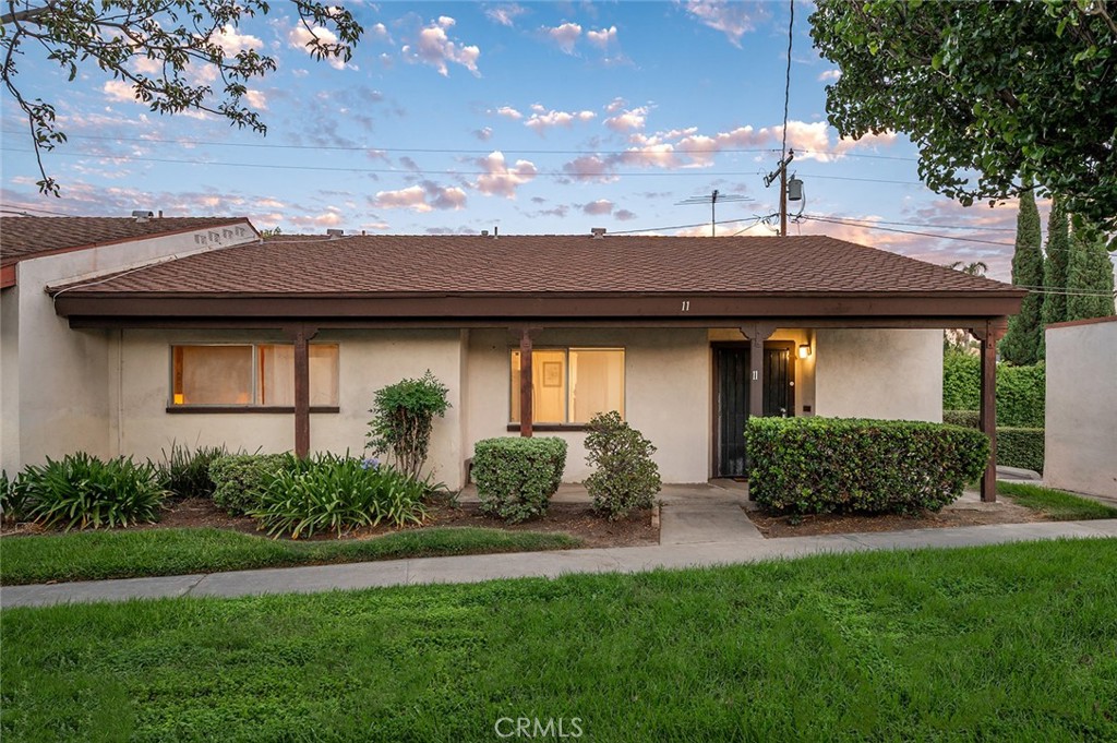2011 W Katella Avenue 11, Anaheim CA 92804 - photo 3