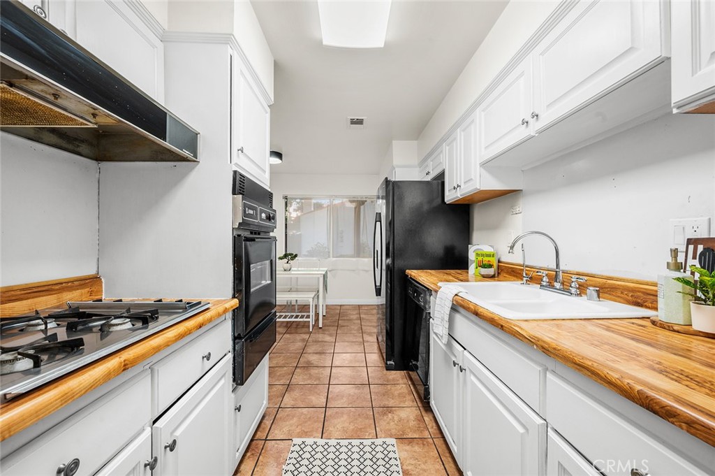 2011 W Katella Avenue 11, Anaheim CA 92804 - photo 14