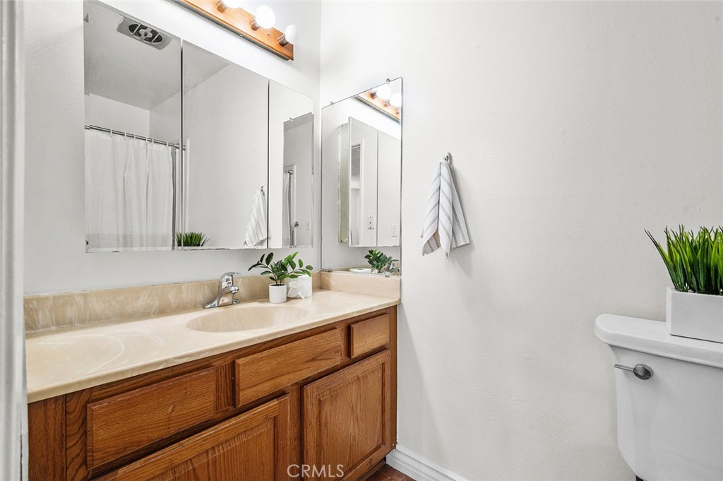 2011 W Katella Avenue 11, Anaheim CA 92804 - photo 23