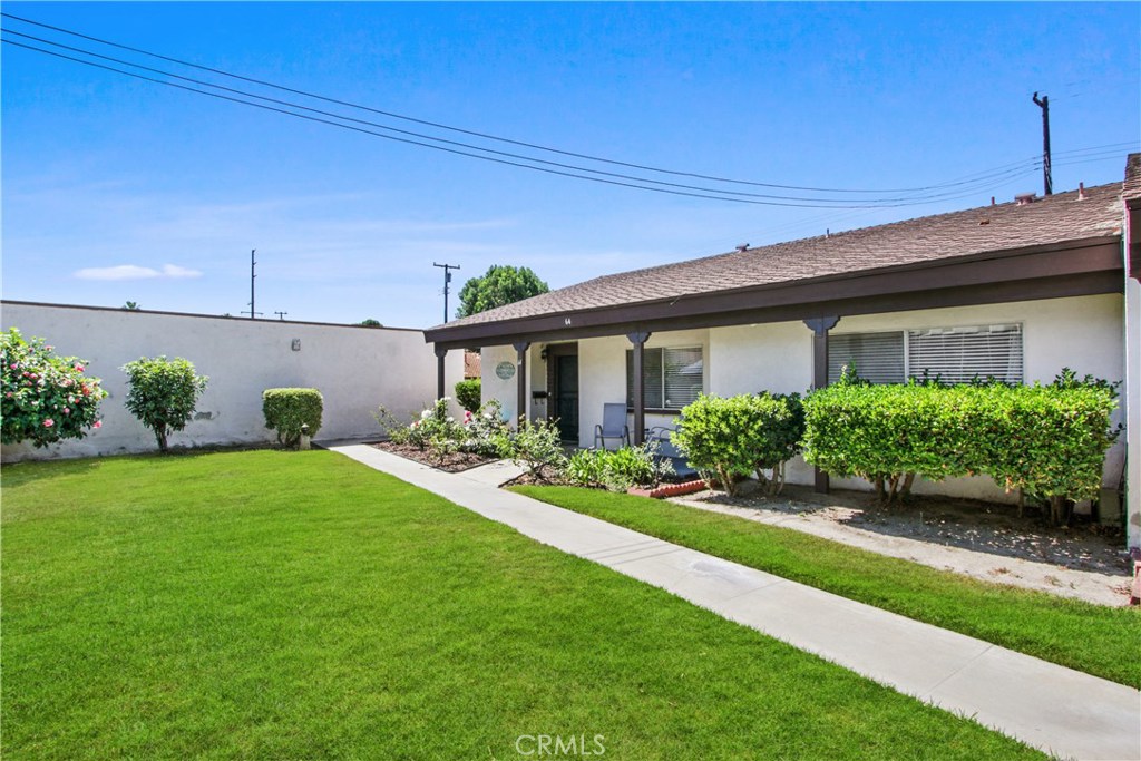 2011 W Katella Avenue 64, Anaheim CA 92804 - photo 1