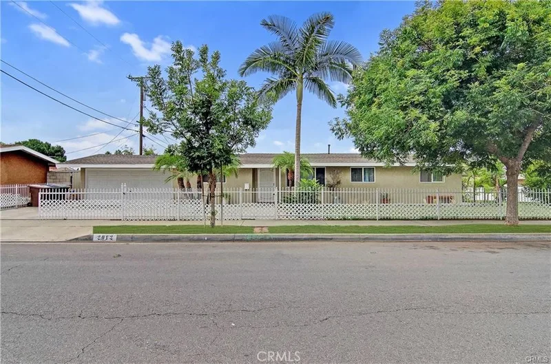 2012 W Dogwood, Anaheim, CA 92801