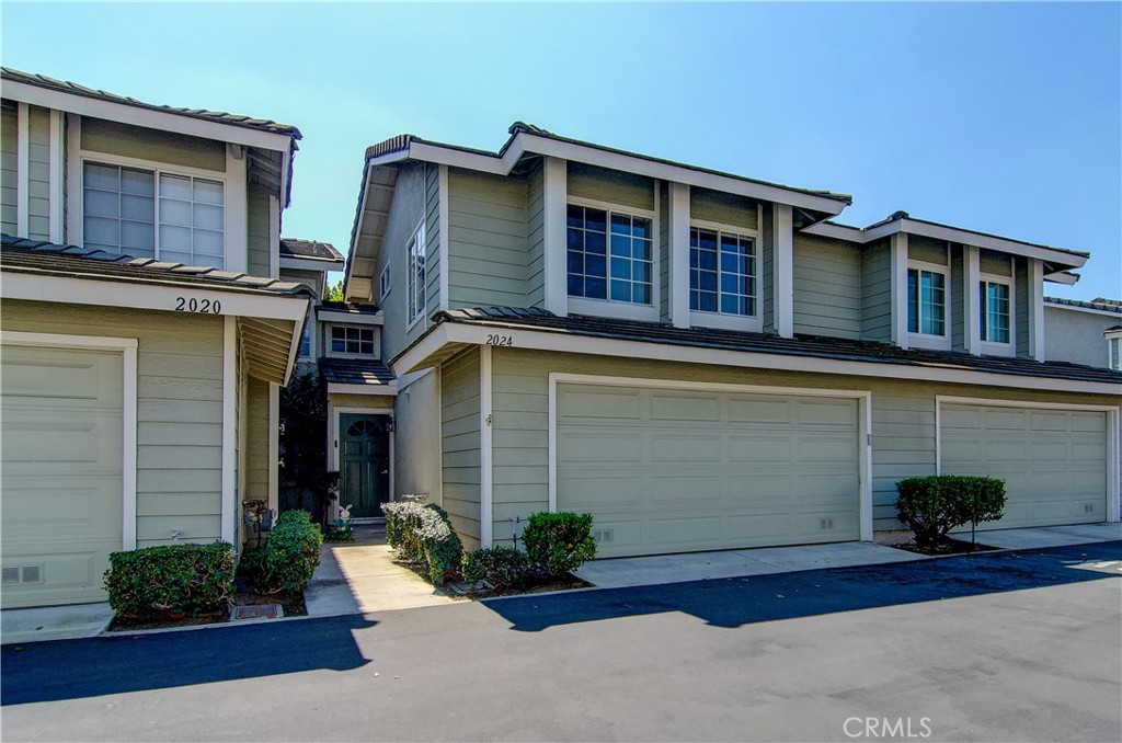 2024 W Hastings Way 49, Anaheim CA 92801 - photo 1