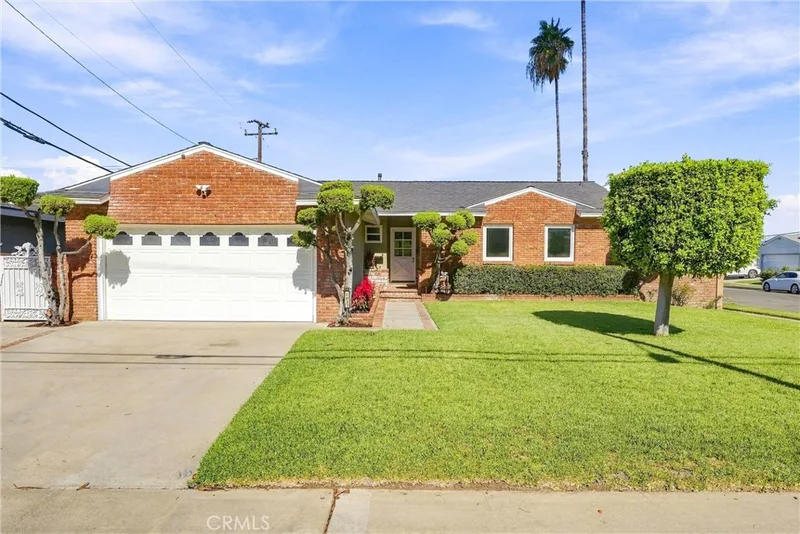 2027 W Orange, Anaheim