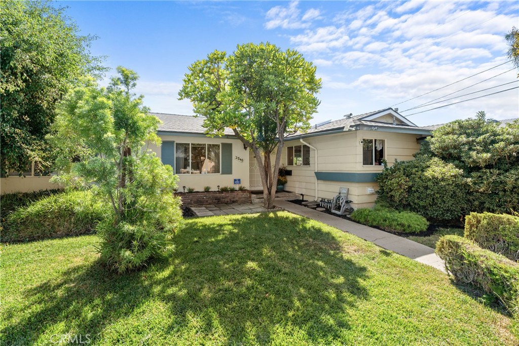 2040 W Embassy Ave, Anaheim CA 92804 - photo 2