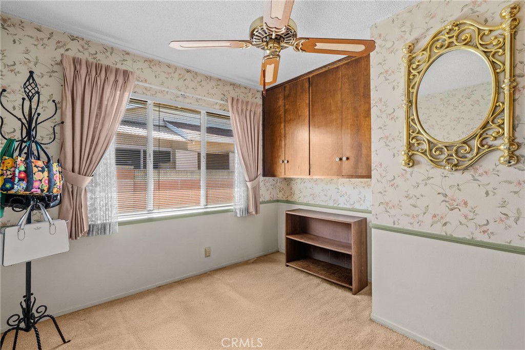 2040 W Embassy Ave, Anaheim CA 92804 - photo 17