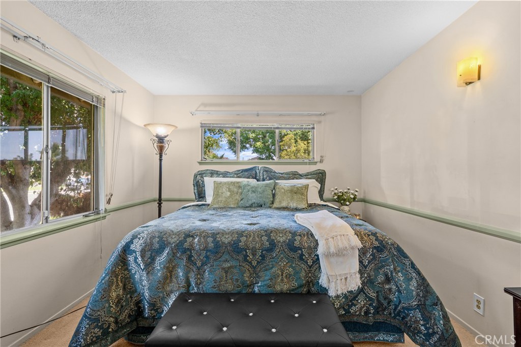 2040 W Embassy Ave, Anaheim CA 92804 - photo 21