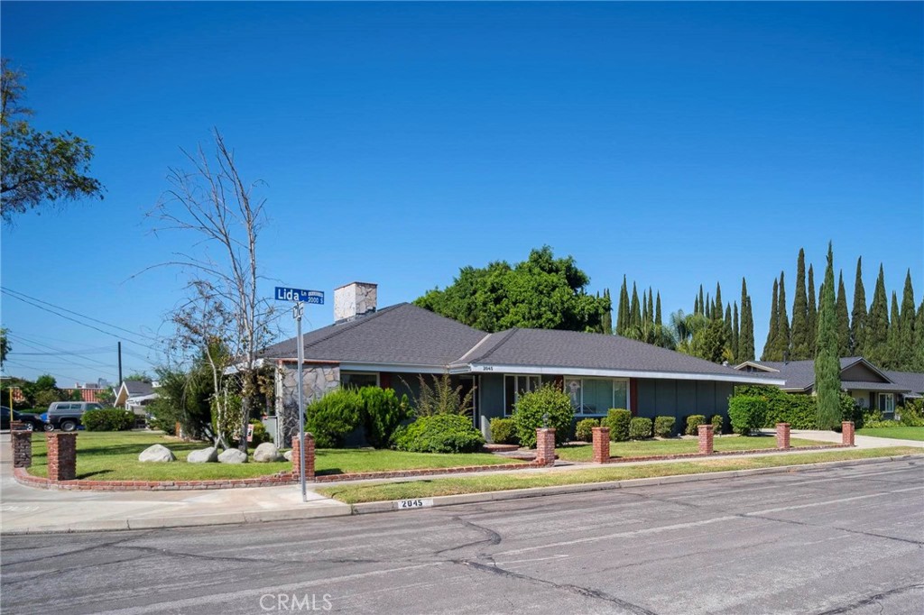 2045 S Lida, Anaheim CA 92802 - photo 2