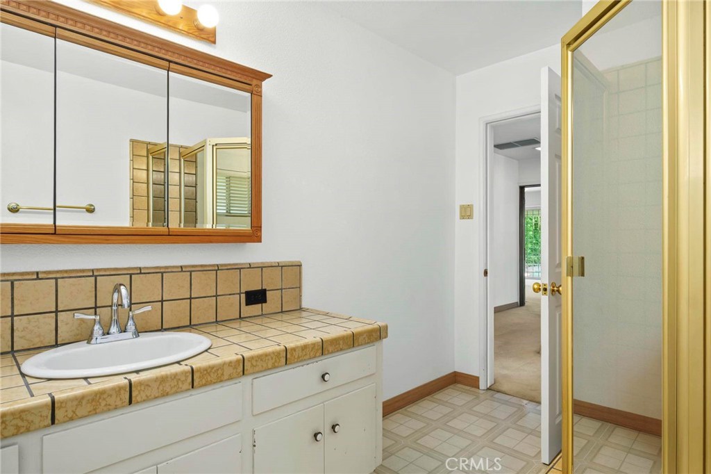 2045 S Lida, Anaheim CA 92802 - photo 29