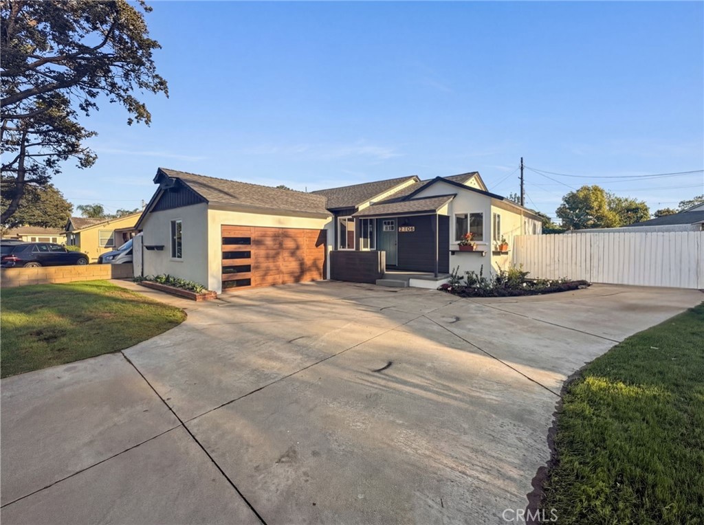 2106 W Cerritos, Anaheim CA 92804 - photo 1