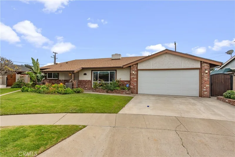 2110 E North Redwood, Anaheim, CA 92806