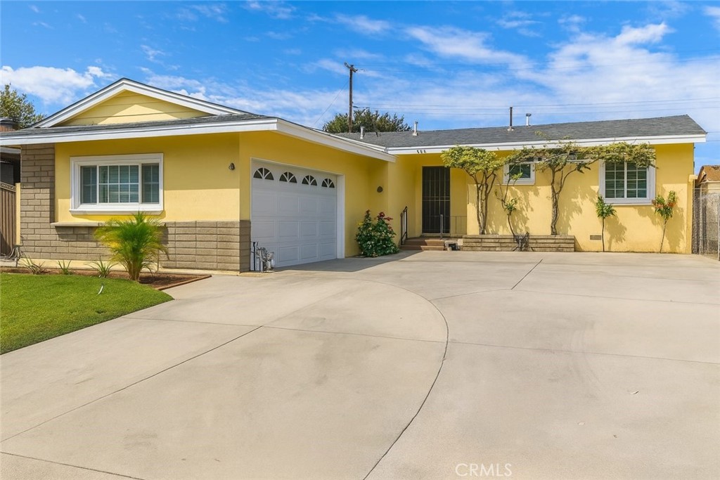 2123 W Orange Avenue, Anaheim CA 92804 - photo 1