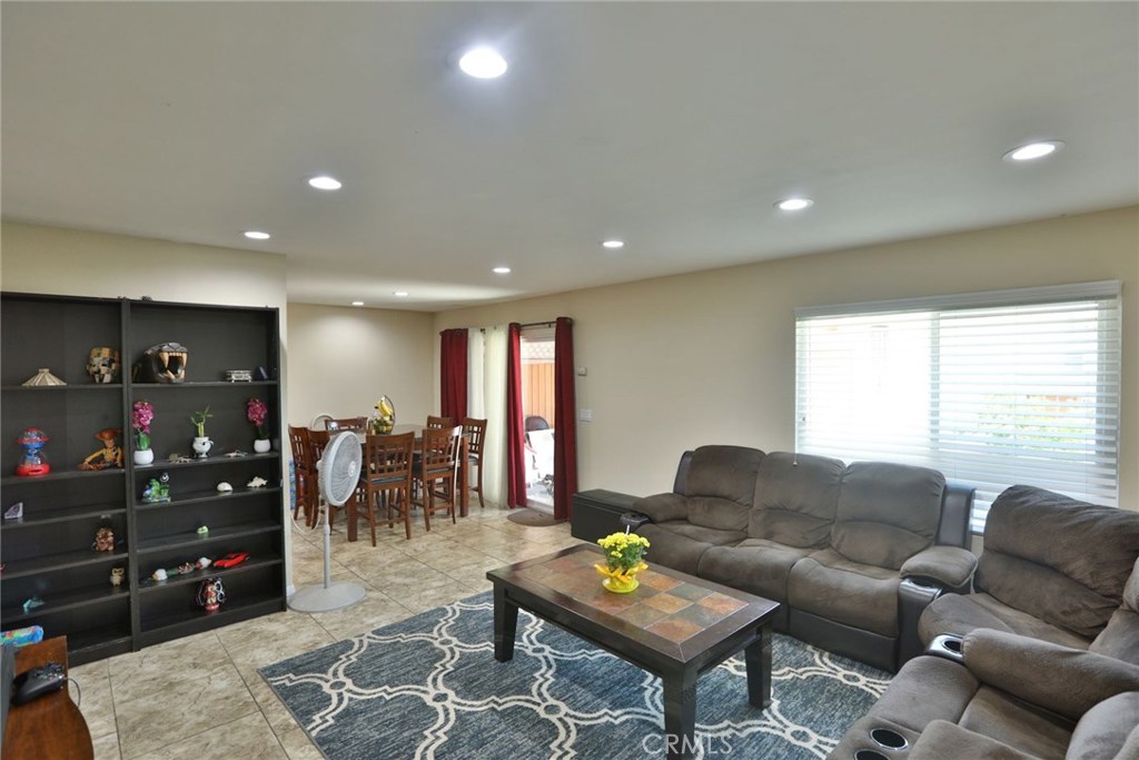 Living room - 2140 W Churchill Circle, Anaheim CA 92804 - photo 1