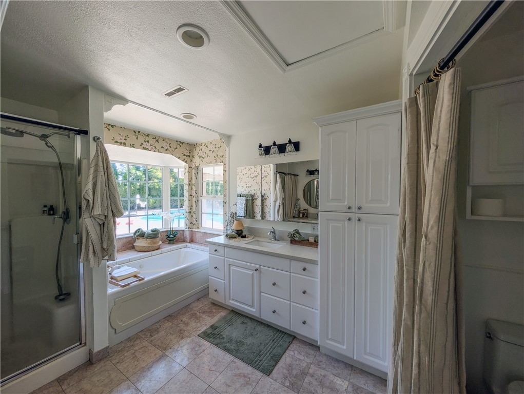 2146 W Crone Avenue, Anaheim CA 92804 - photo 19