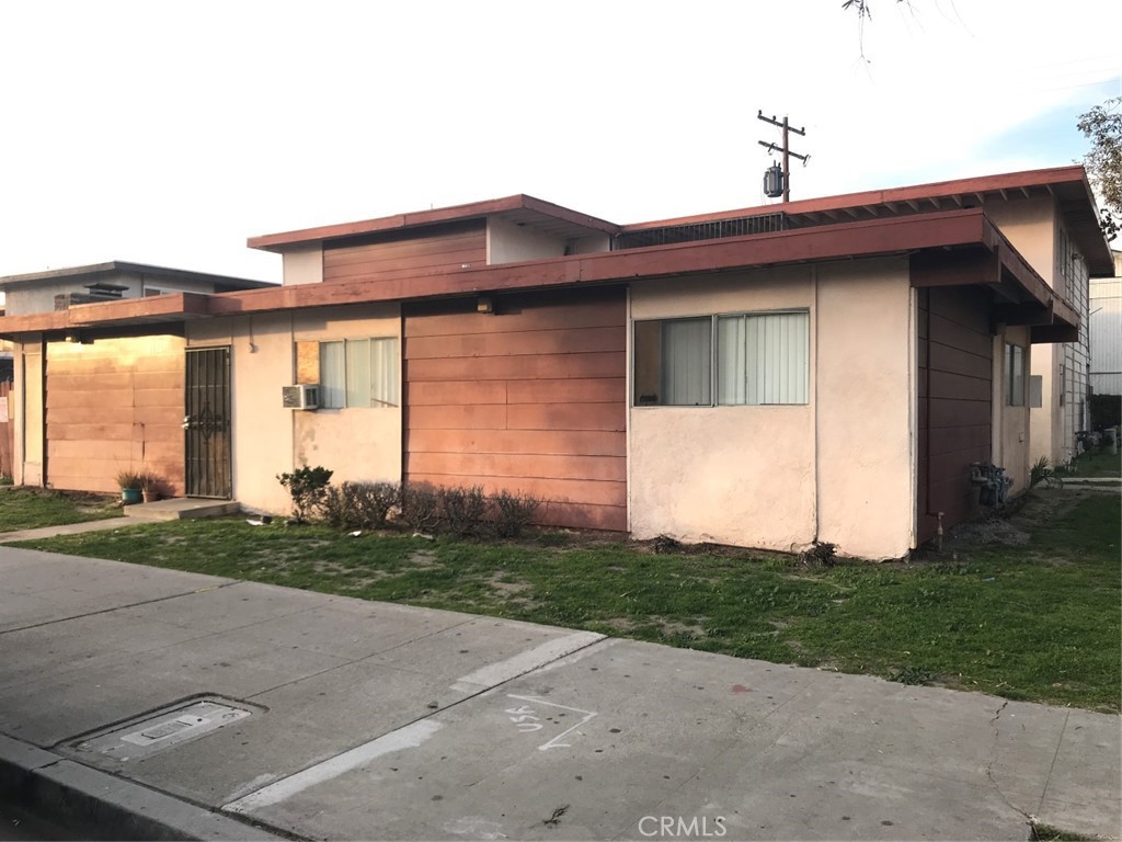 2153 W Brownwood Avenue 3, Anaheim CA 92801 - photo 1