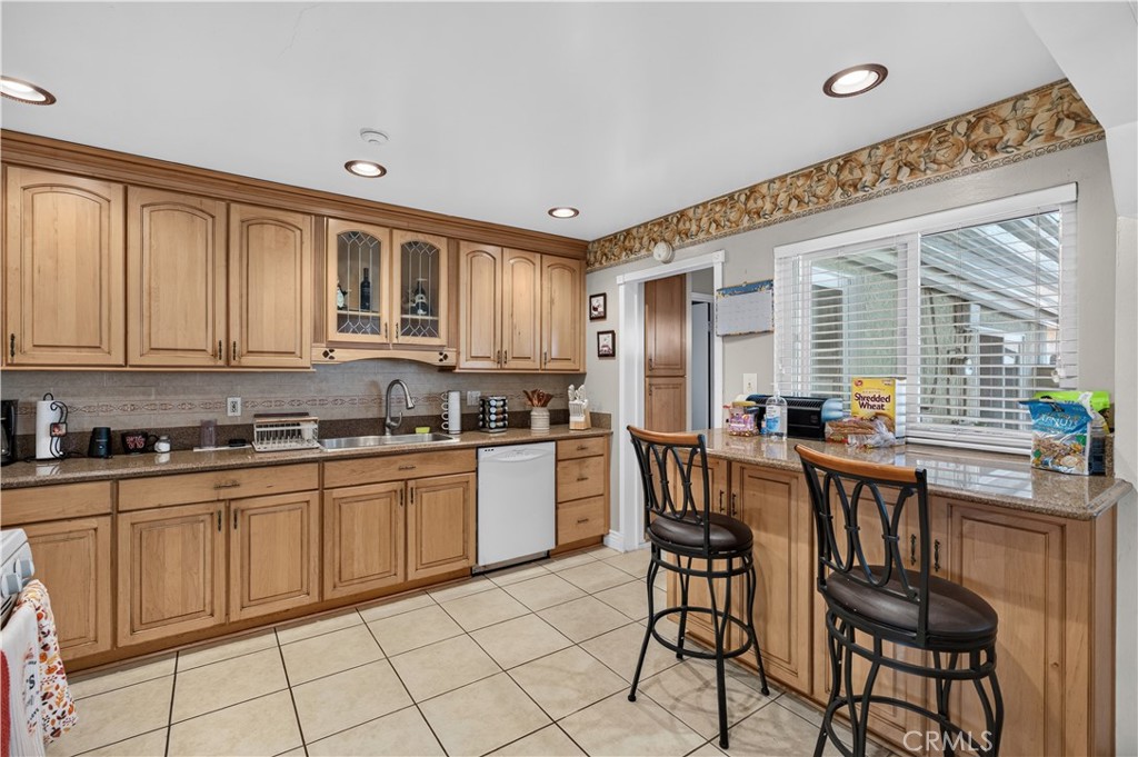 216 N Coolidge Avenue, Anaheim CA 92801 - photo 9