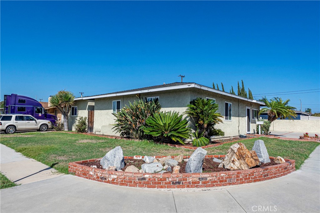 216 N Coolidge Avenue, Anaheim CA 92801 - photo 32