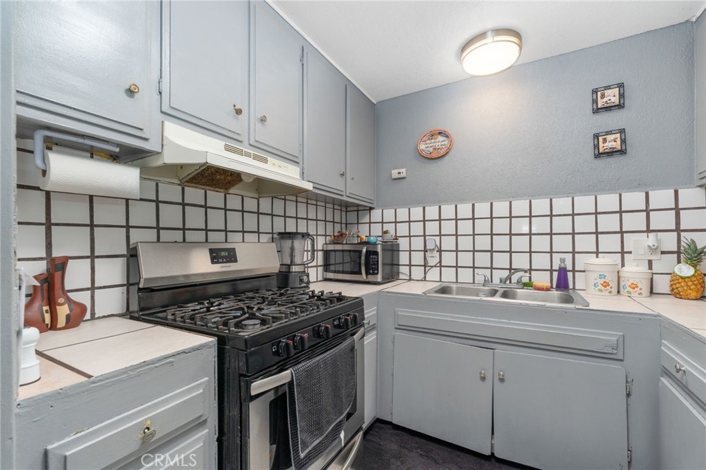 2166 W Alameda, Anaheim CA 92801 - photo 17