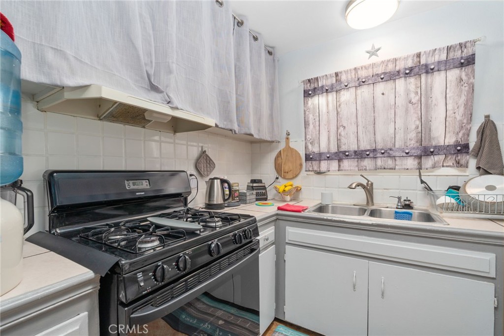 2166 W Alameda, Anaheim CA 92801 - photo 24