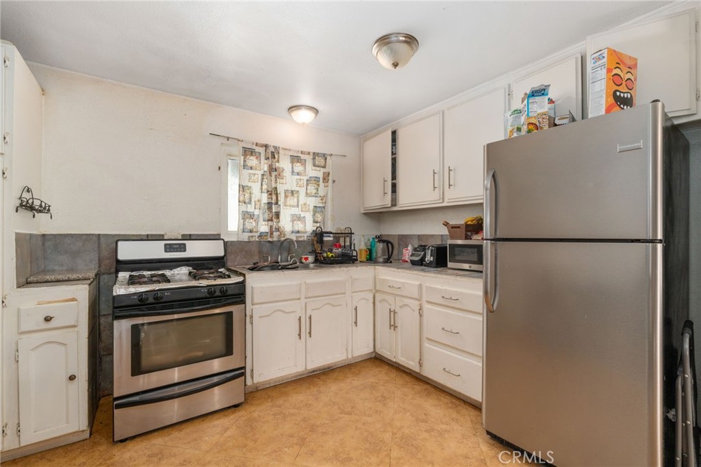 2166 W Alameda, Anaheim CA 92801 - photo 34