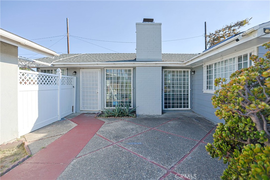 2186 W Huntington, Anaheim CA 92801 - photo 2