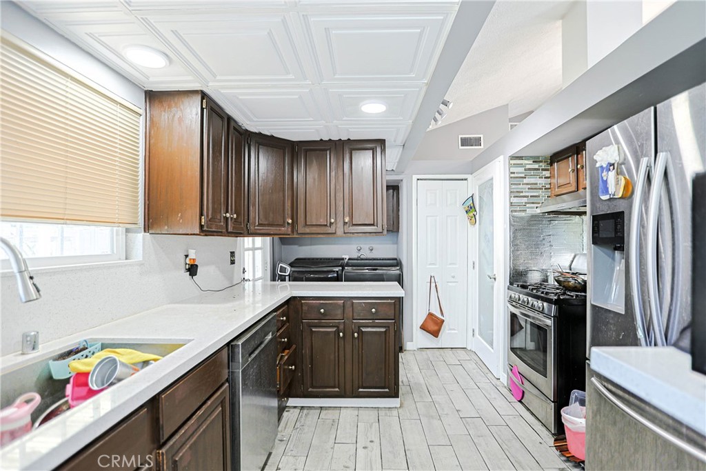 2186 W Huntington, Anaheim CA 92801 - photo 8