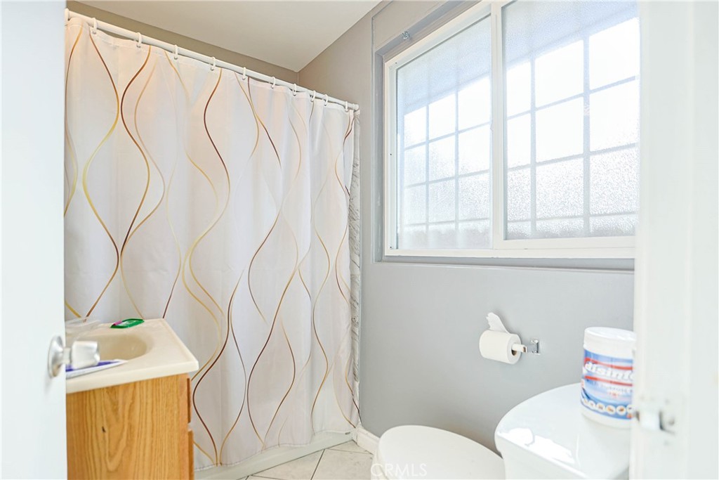 2186 W Huntington, Anaheim CA 92801 - photo 15