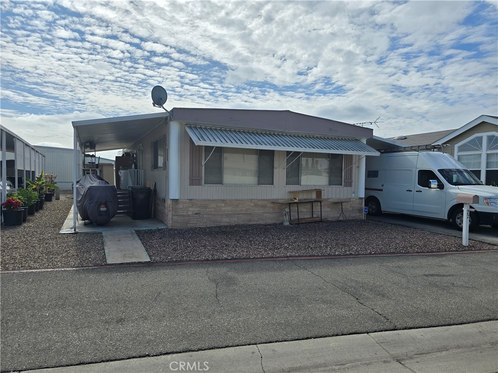 22 Magnolia Via, Anaheim CA 92801 - photo 1