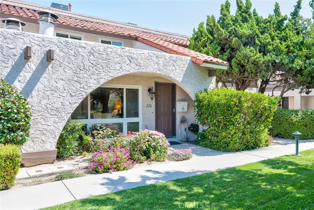 220 S Aron Place, Anaheim CA 92804 - photo 1