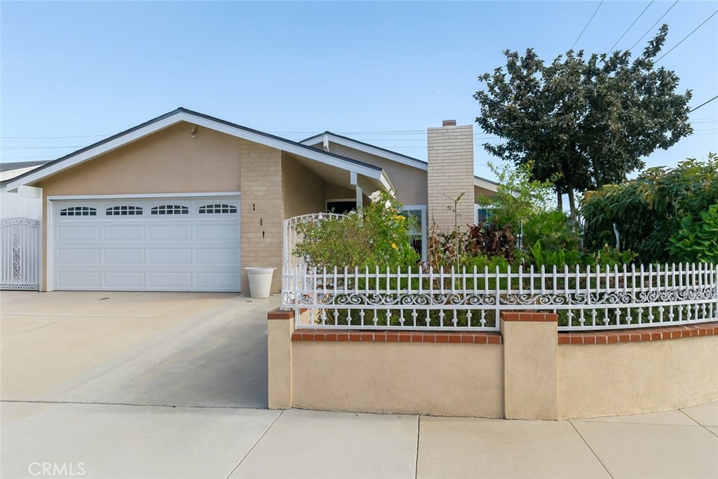 2224 S Anchor, Anaheim CA 92802 - photo 1