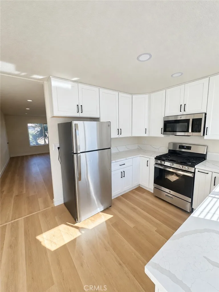 2262 W Colchester Drive E, Anaheim