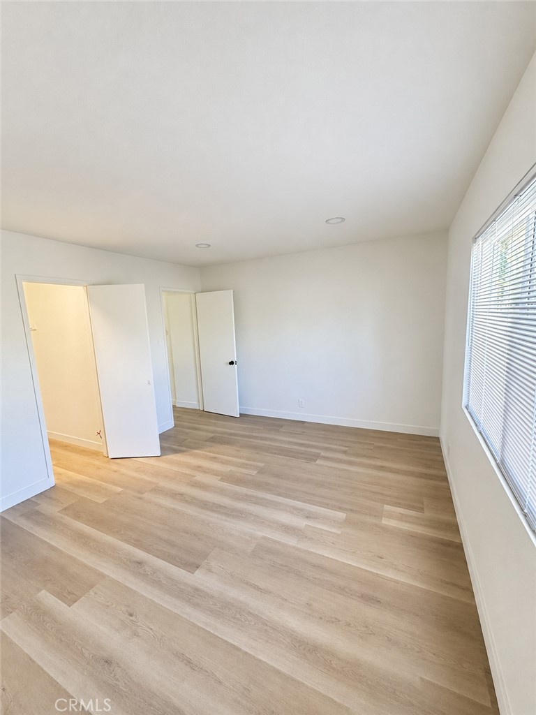2262 W Colchester Drive E, Anaheim CA 92804 - photo 6